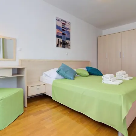 Apartment Modern A 2+2 ****
