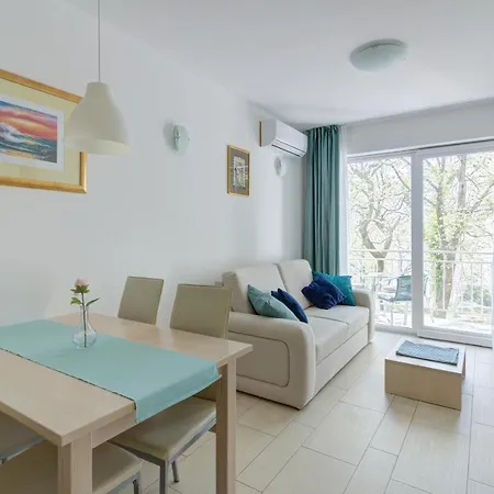 Modern A 2+2 **** Apartment *